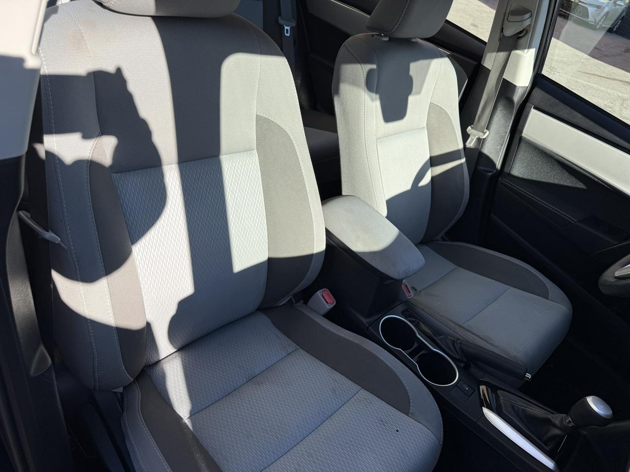 Toyota Corolla photo 9
