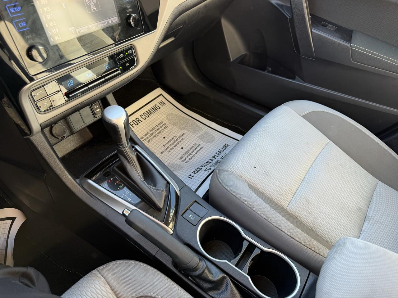 Toyota Corolla photo 12