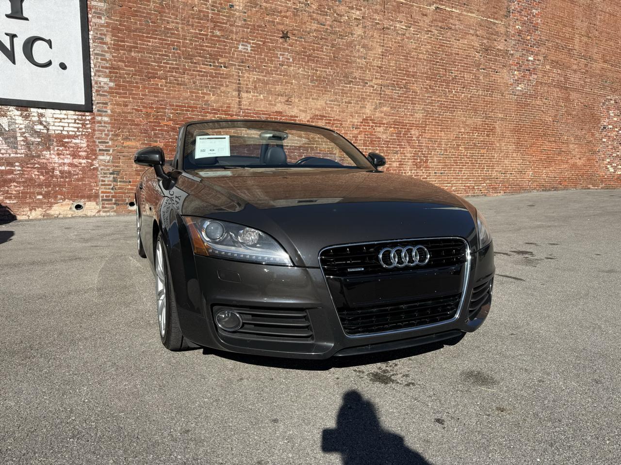 Audi TT photo 2
