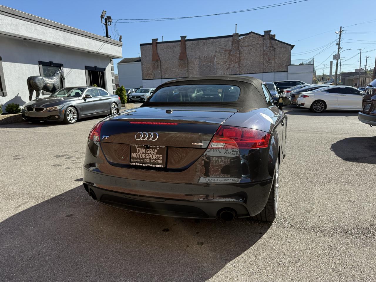 Audi TT photo 8