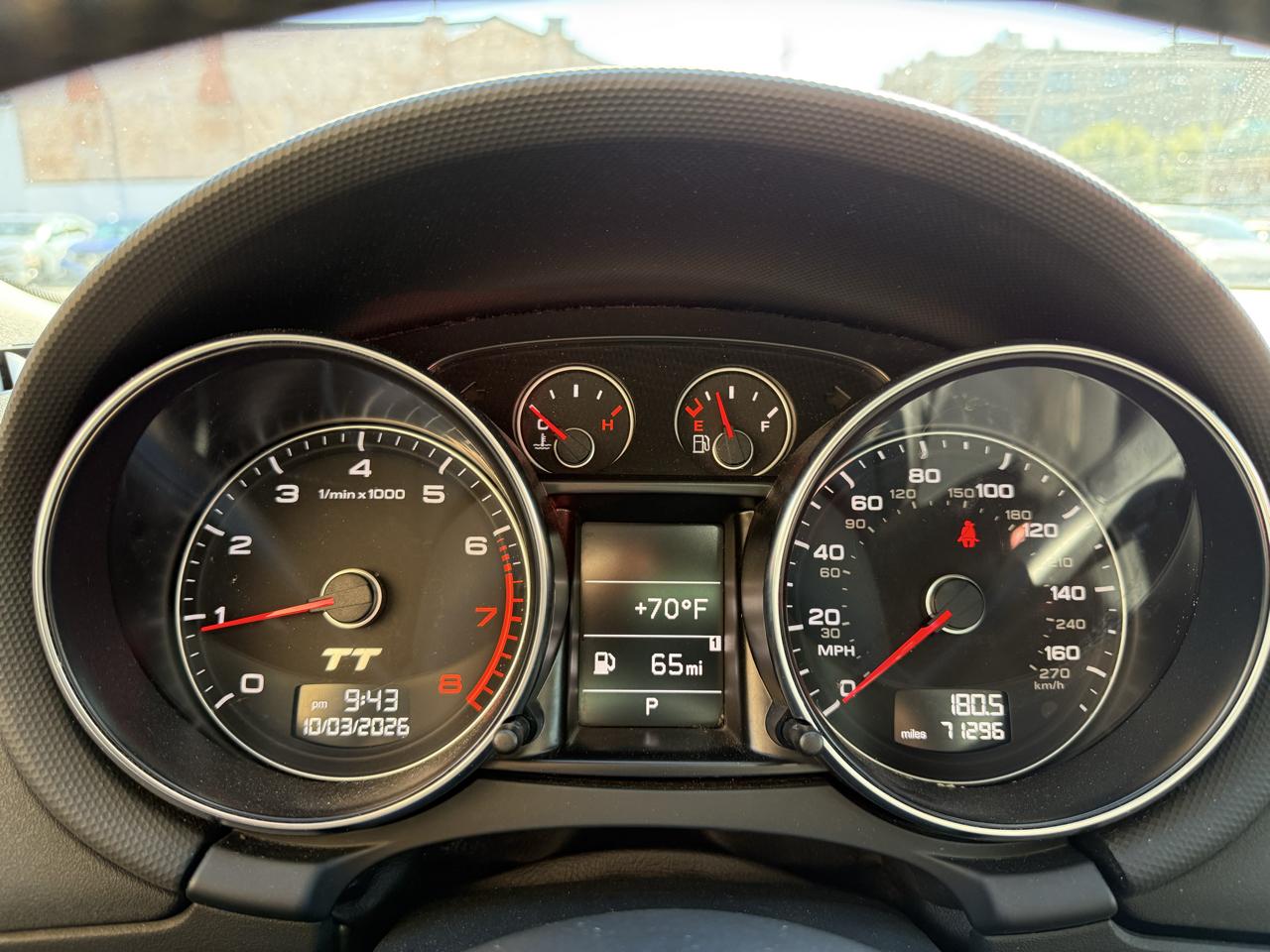 Audi TT photo 16