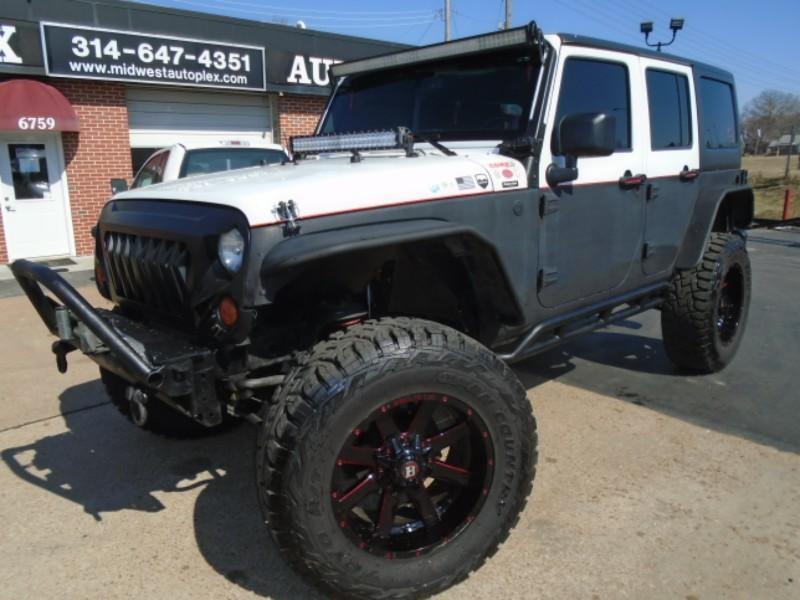 Jeep Wrangler Unlimited Sport 4D SUV 4WD 2013
