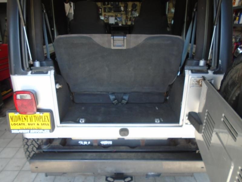 Jeep Wrangler 4WD 2dr Rubicon 2004 Jeep Wrangler 4WD 2dr Rubicon 2004