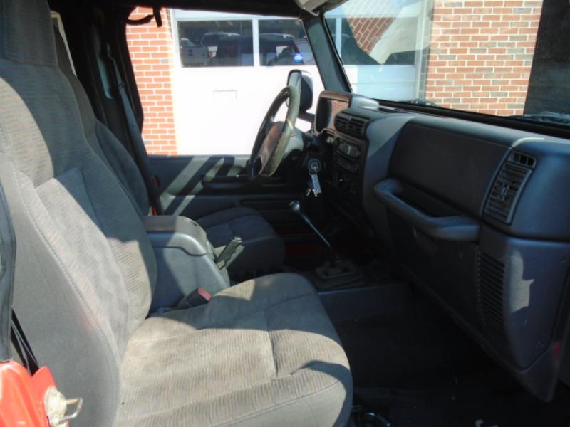 Jeep Wrangler 4WD 2dr Sport 2003 Jeep Wrangler 4WD 2dr Sport 2003
