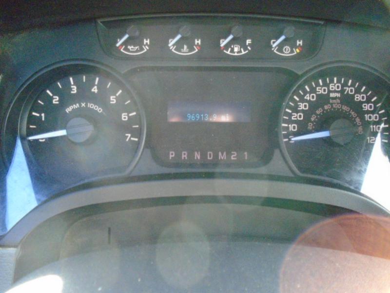 Ford F-150 XL 8-ft. Bed 2WD 2011