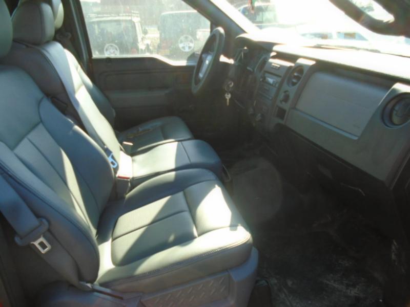 Ford F-150 XL 8-ft. Bed 2WD 2011