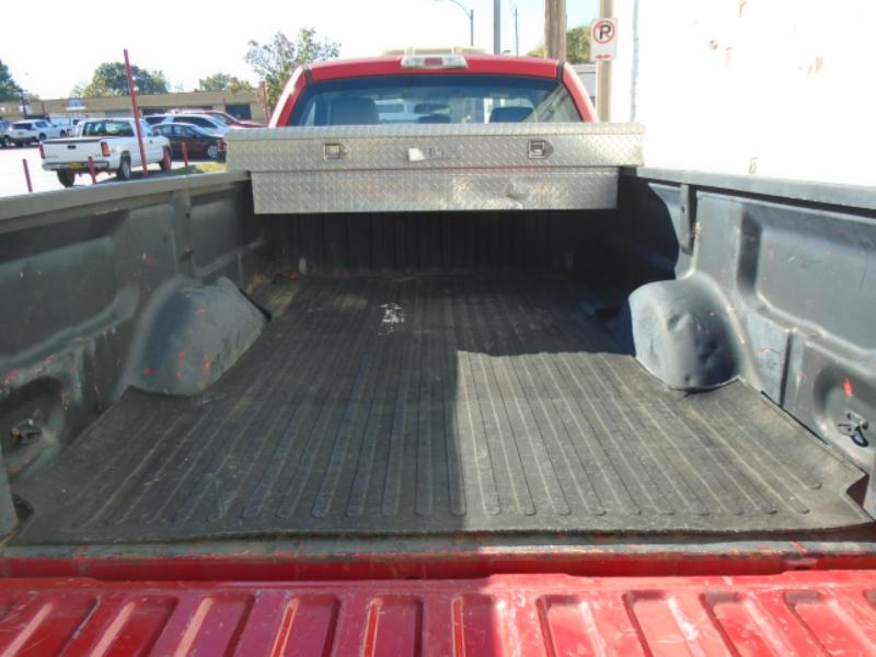 Ford F-150 XL 8-ft. Bed 2WD 2011