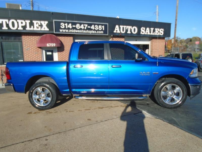RAM 1500 Big Horn Crew Cab 4WD SWB 2015