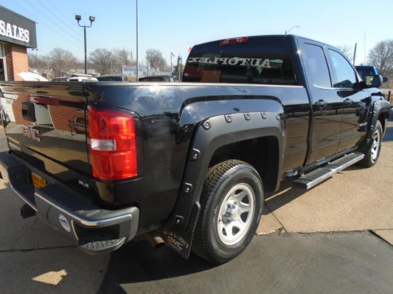 GMC Sierra 1500 SLE Ext. Cab 4-Door Long Bed 4WD 2016