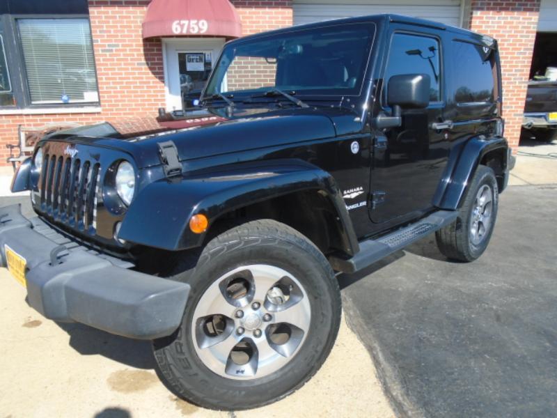 Jeep Wrangler Sahara 2D SUV 4WD 2014