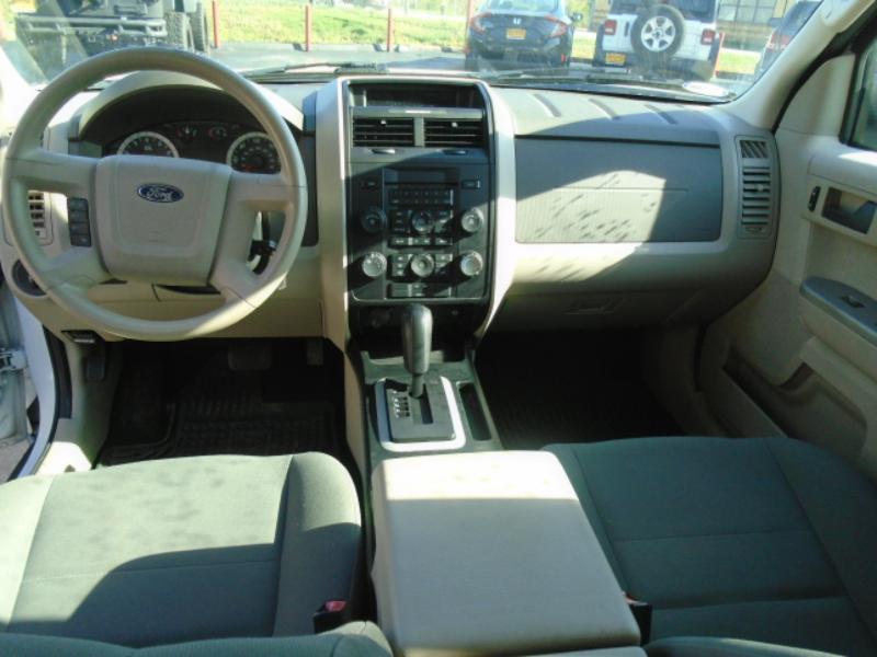 Ford Escape XLS 4WD 2012