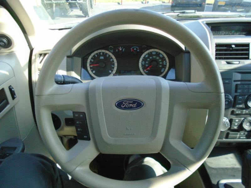 Ford Escape XLS 4WD 2012
