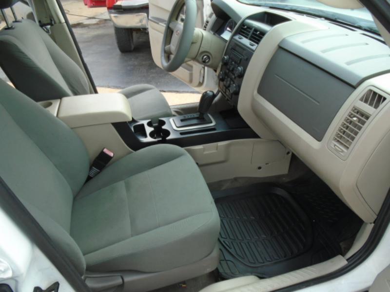 Ford Escape XLS 4WD AT 2012