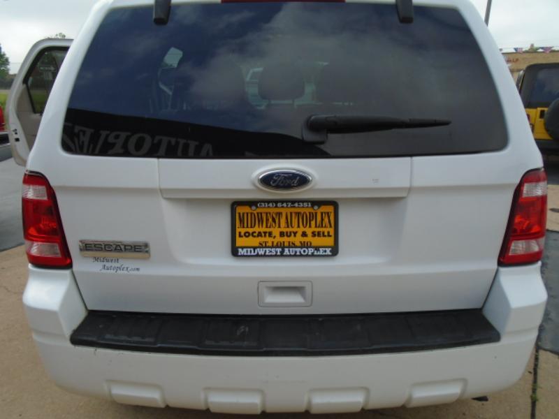 Ford Escape XLS 4WD AT 2012