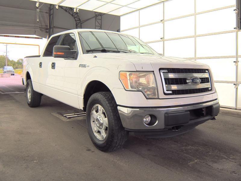 Ford F-150 4WD SuperCrew 157" XLT w/HD Payload Pkg 2014