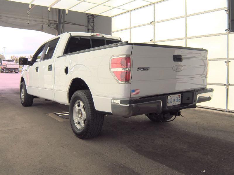 Ford F-150 4WD SuperCrew 157" XLT w/HD Payload Pkg 2014