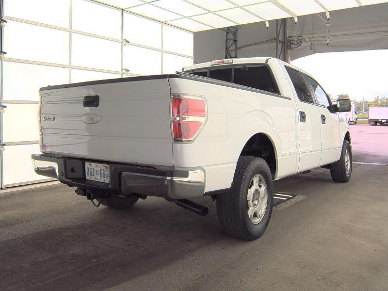 Ford F-150 4WD SuperCrew 157" XLT w/HD Payload Pkg 2014