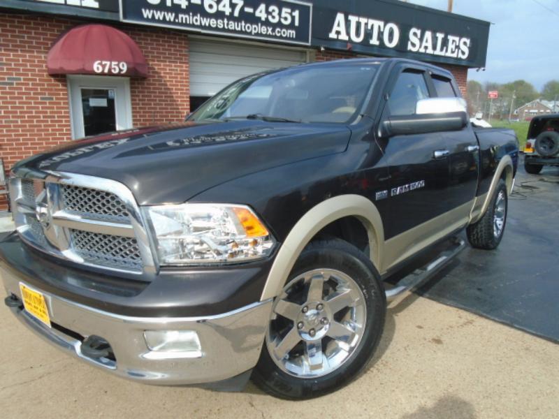 RAM 1500 Laramie Quad Cab 4WD 2011