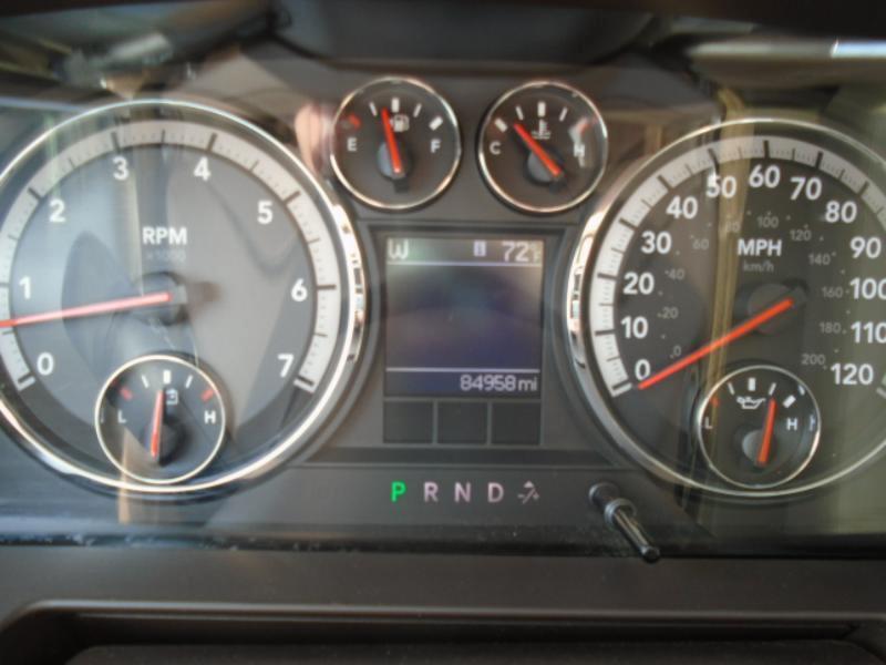 RAM 1500 Laramie Quad Cab 4WD 2011