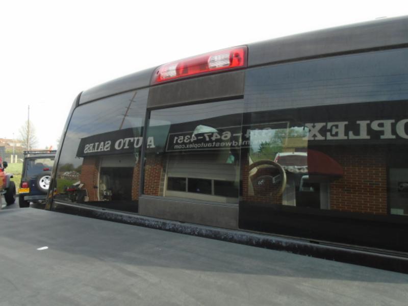 RAM 1500 Laramie Quad Cab 4WD 2011