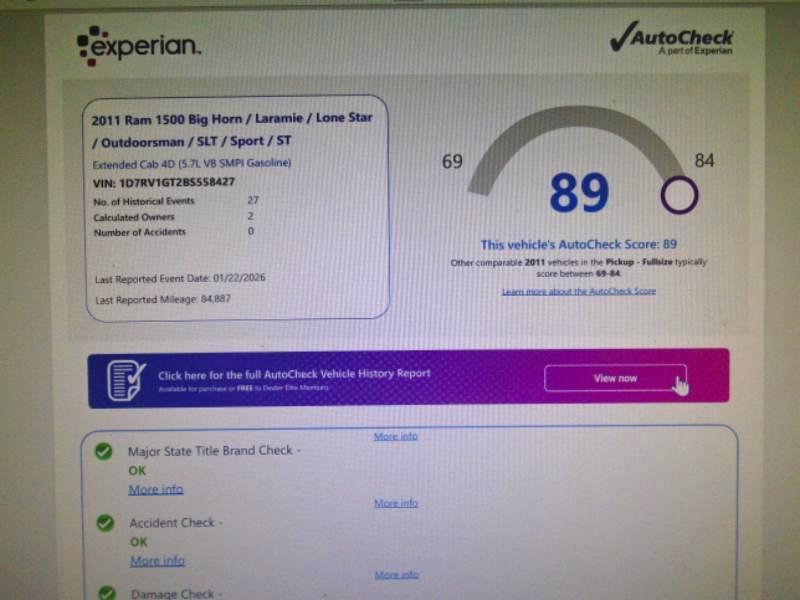 RAM 1500 Laramie Quad Cab 4WD 2011