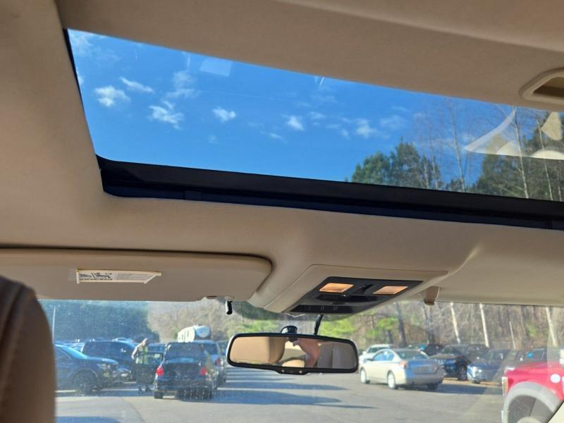 RAM 1500 Laramie Quad Cab 4WD 2011