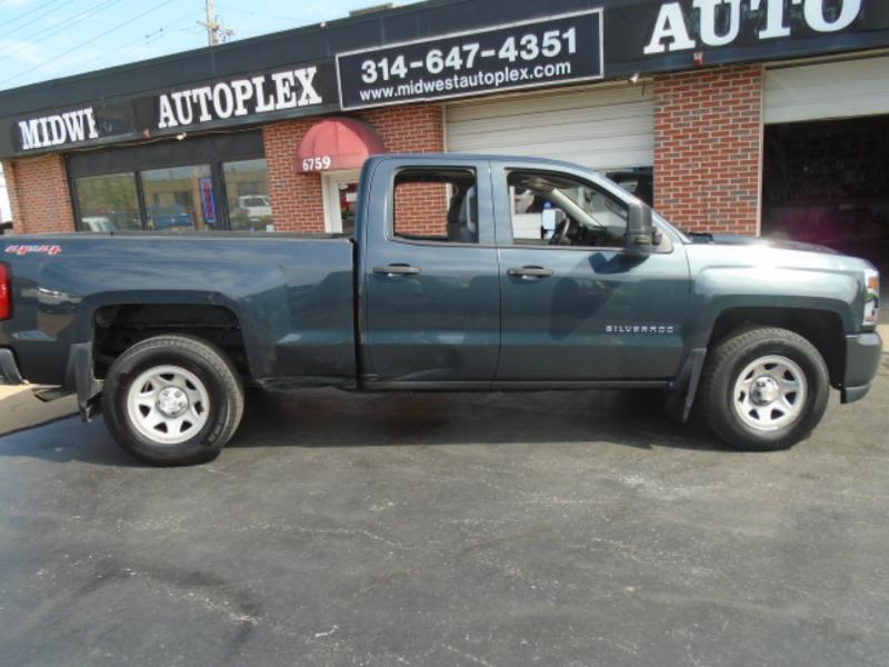 Chevrolet Silverado 1500 Work Truck Double Cab 4WD 2017
