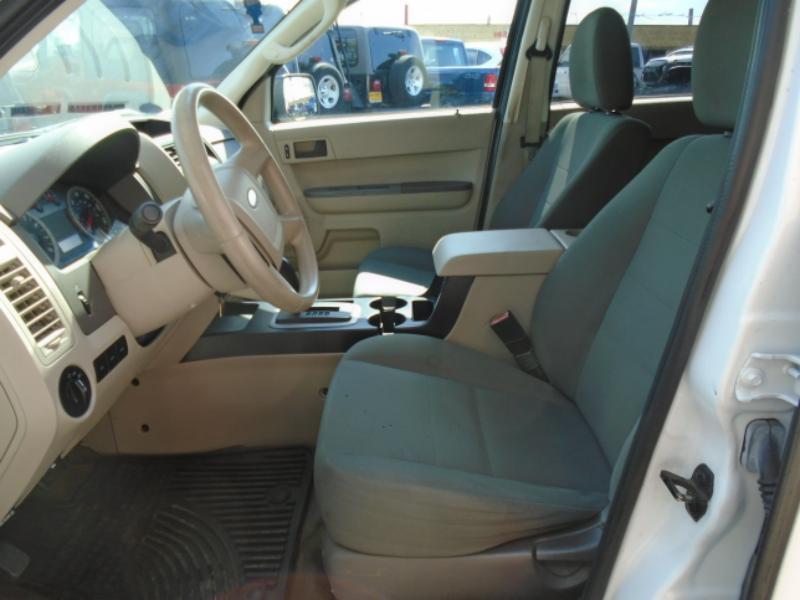 Ford Escape XLS 4WD AT 2012