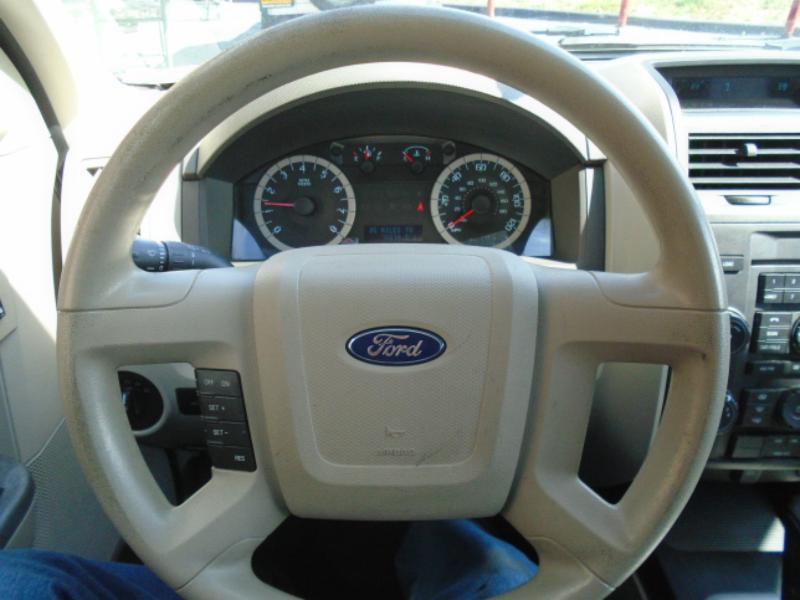 Ford Escape XLS 4WD AT 2012