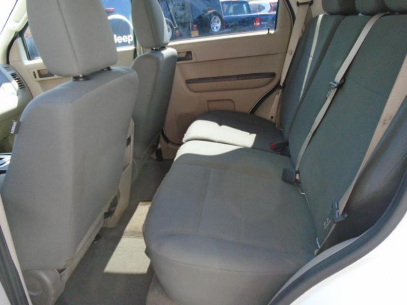 Ford Escape XLS 4WD AT 2012