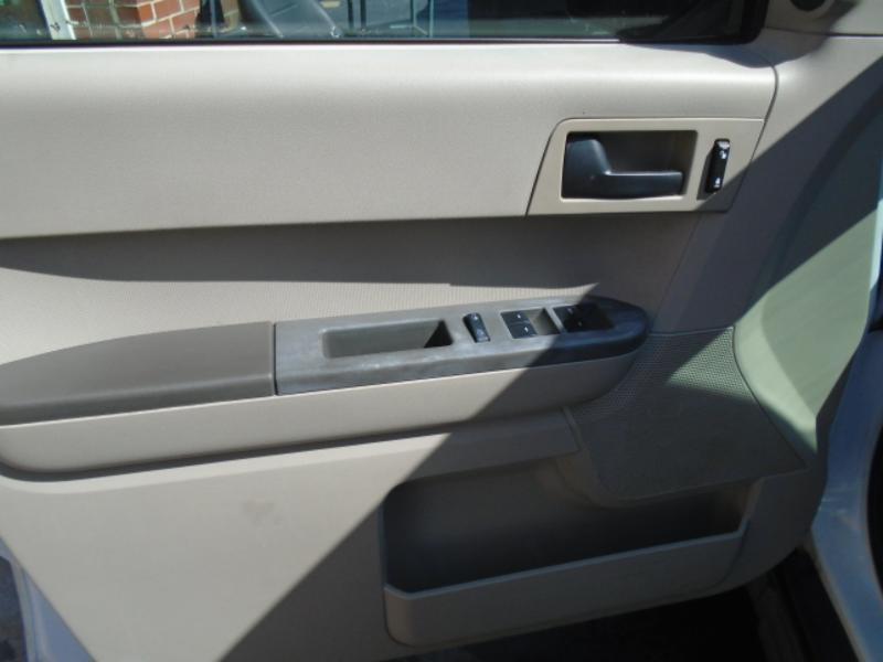 Ford Escape XLS 4WD AT 2012