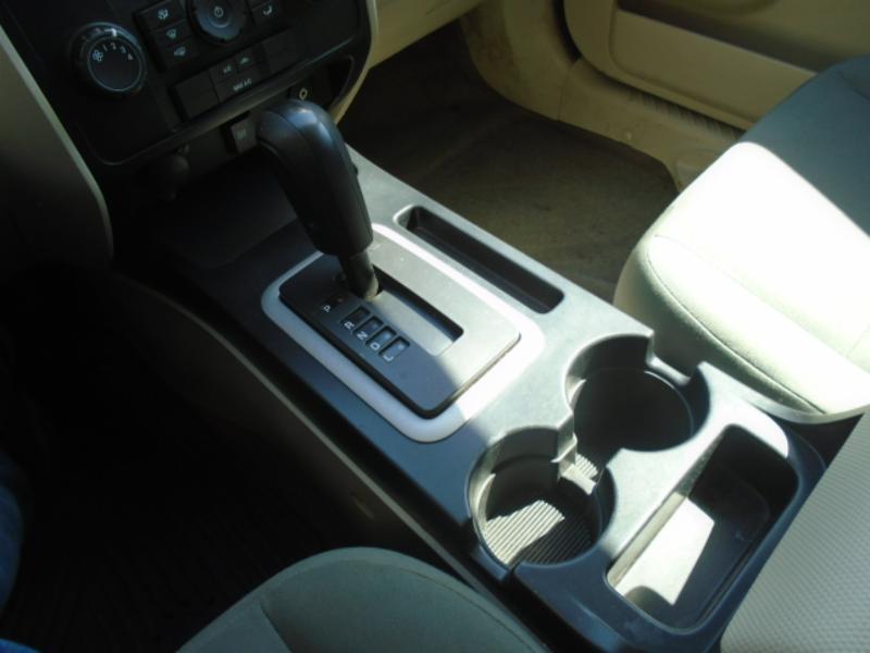 Ford Escape XLS 4WD AT 2012