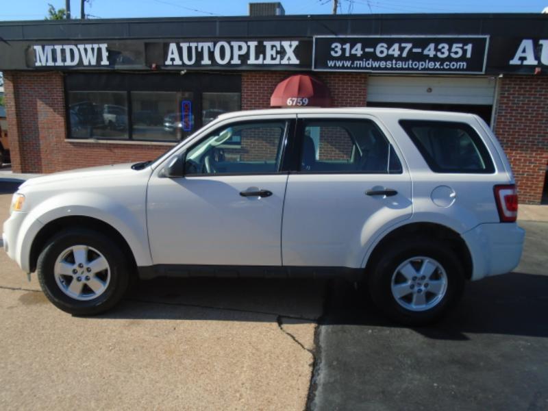 Ford Escape XLS 4WD AT 2012