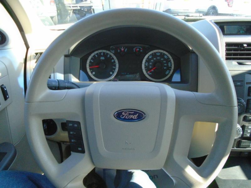 Ford Escape XLS 4WD AT 2012
