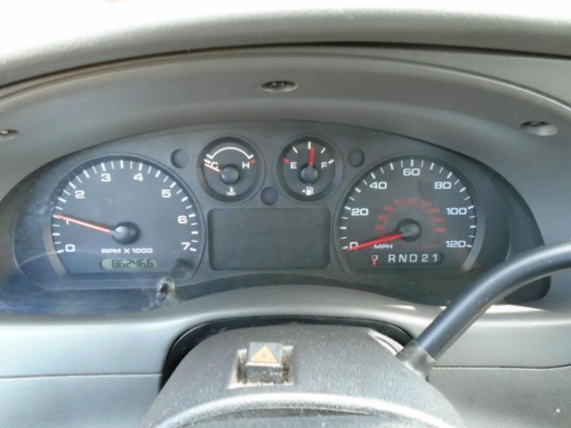 Ford Ranger XLT SuperCab 4-Door 4WD 2011