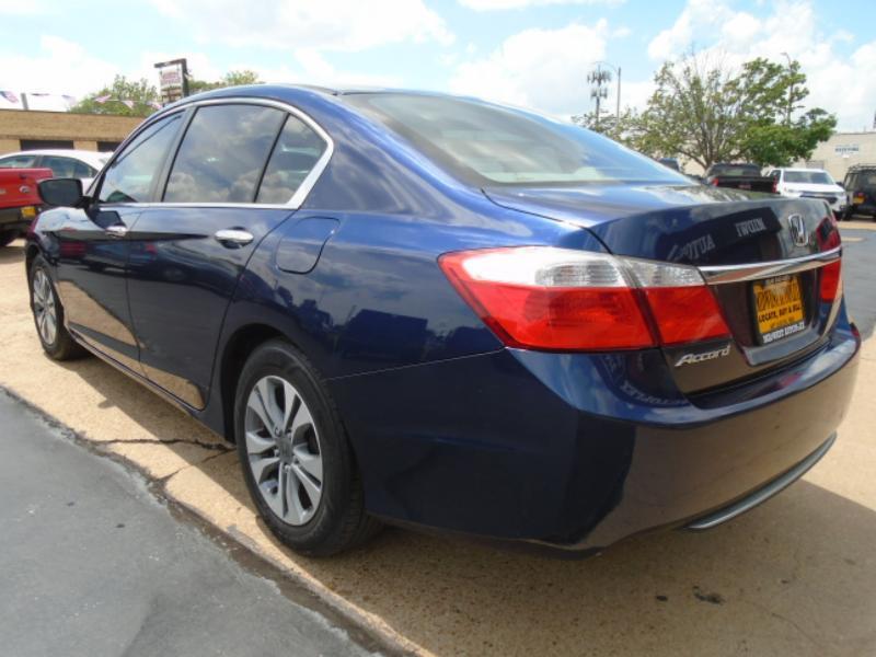 Honda Accord LX sedan 2014