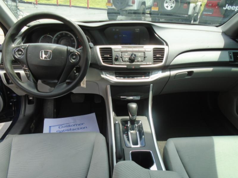 Honda Accord LX sedan 2014