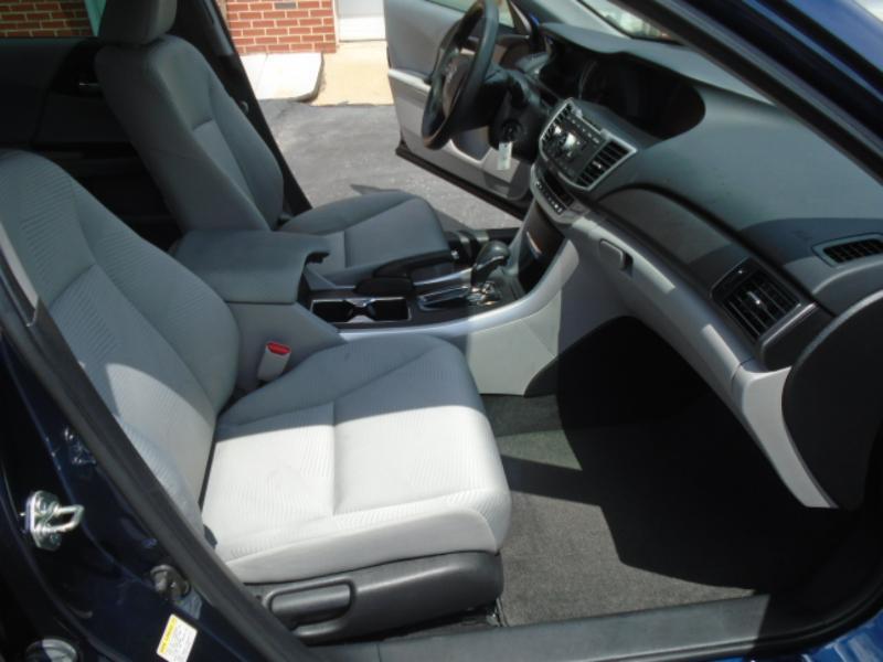 Honda Accord LX sedan 2014
