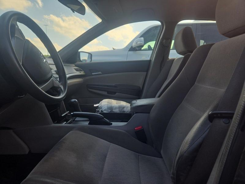 Honda Accord LX sedan AT 2009