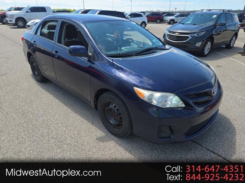Toyota Corolla LE 4-Speed AT 2011