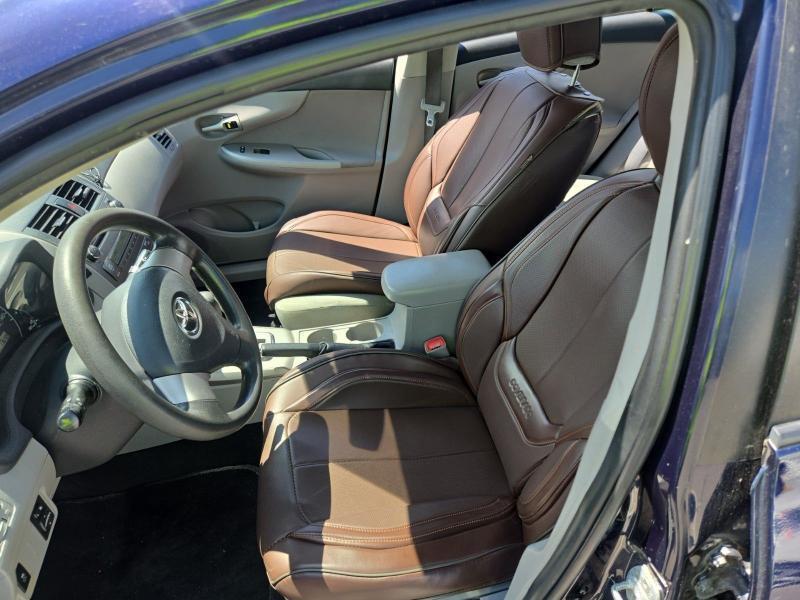 Toyota Corolla LE 4-Speed AT 2011