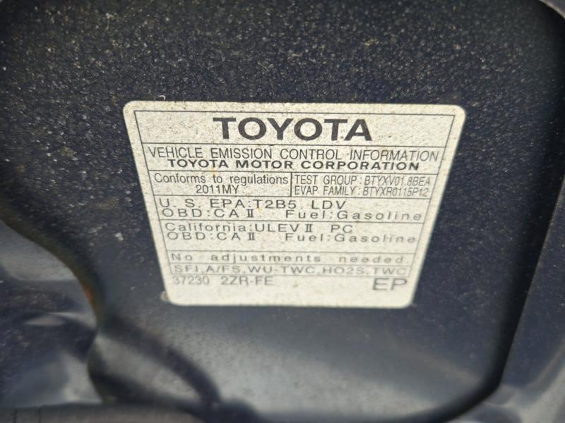 Toyota Corolla LE 4-Speed AT 2011