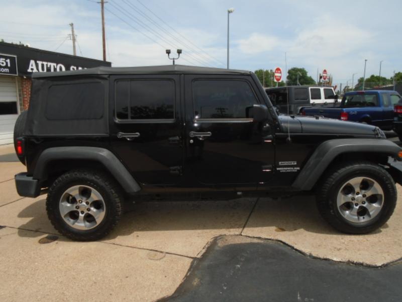 Jeep Wrangler Unlimited Sport 4WD 2014