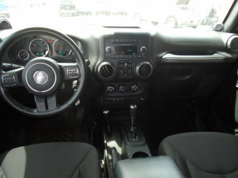 Jeep Wrangler Unlimited Sport 4WD 2014