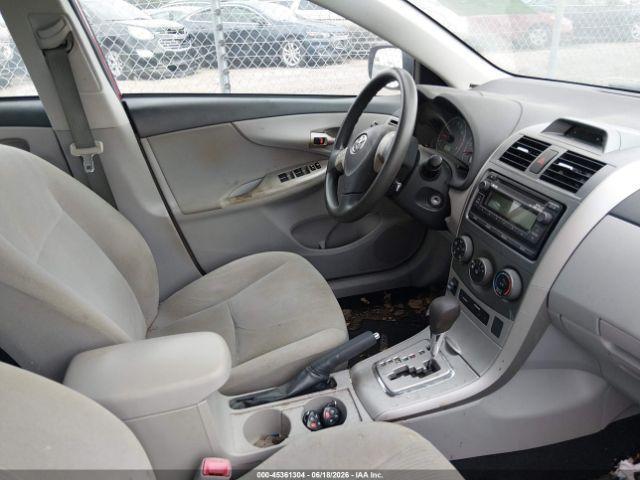 Toyota Corolla LE 4D Sedan at 2012