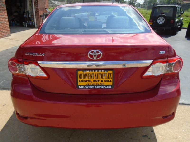 Toyota Corolla LE 4D Sedan at 2012