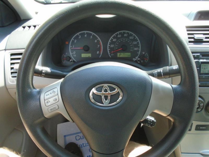 Toyota Corolla LE 4D Sedan at 2012