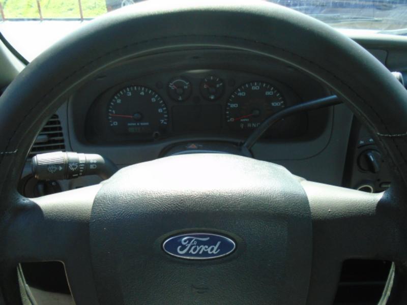 Ford Ranger XL Reg. Cab Short Bed 4WD 2007