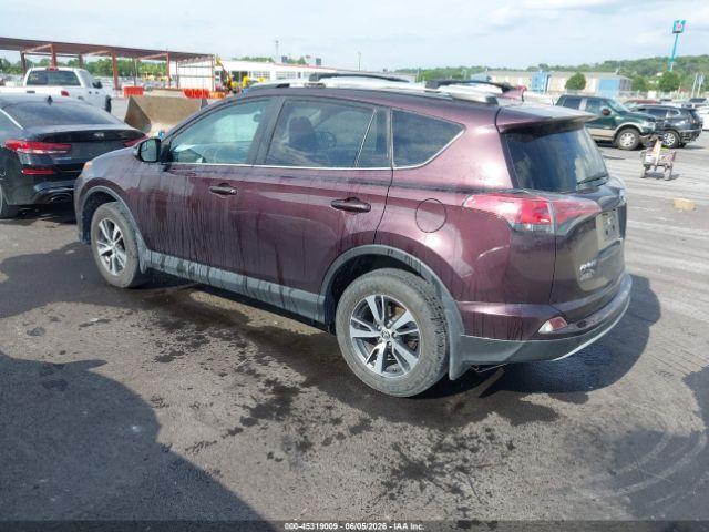 Toyota RAV4 XLE 4D SUV FWD 2016