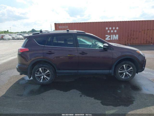 Toyota RAV4 XLE 4D SUV FWD 2016